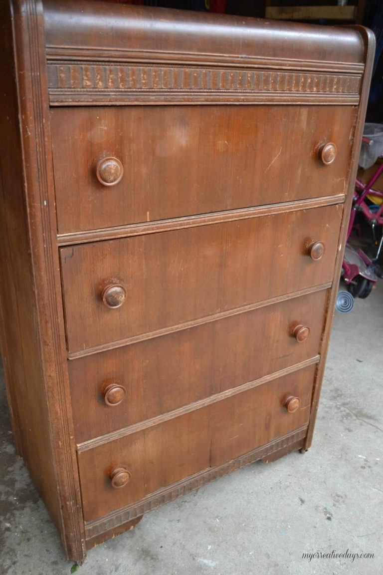 This white dresser makeover turned an old dresser into a beauty again.