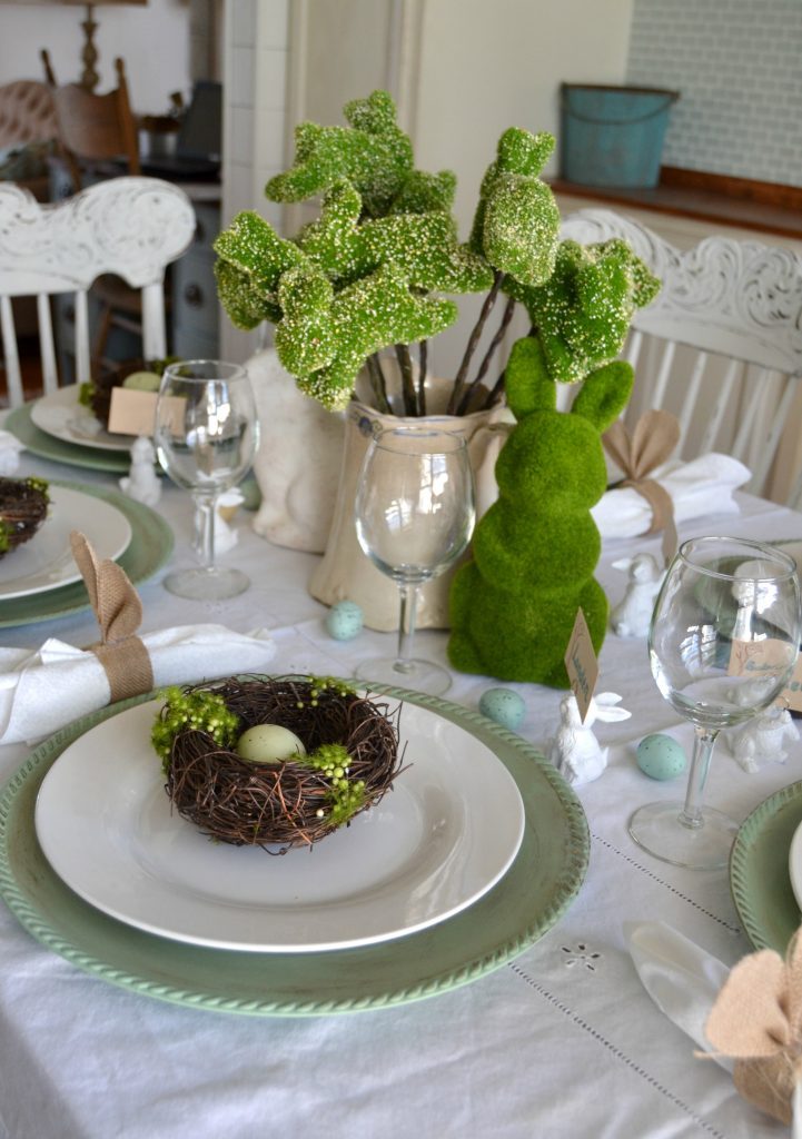 Easter Ideas For A Tablescape That Will Welcome The Holiday.