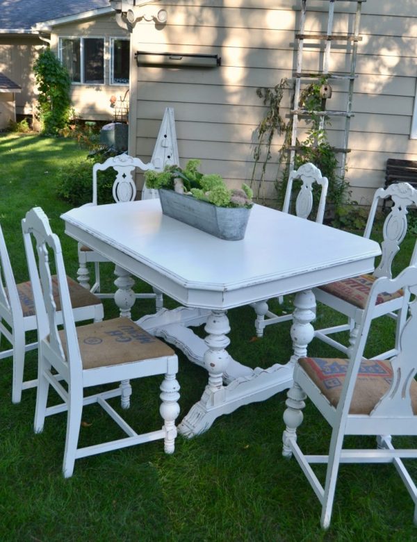 Farmhouse Dining Table Made From A Curbside Find!