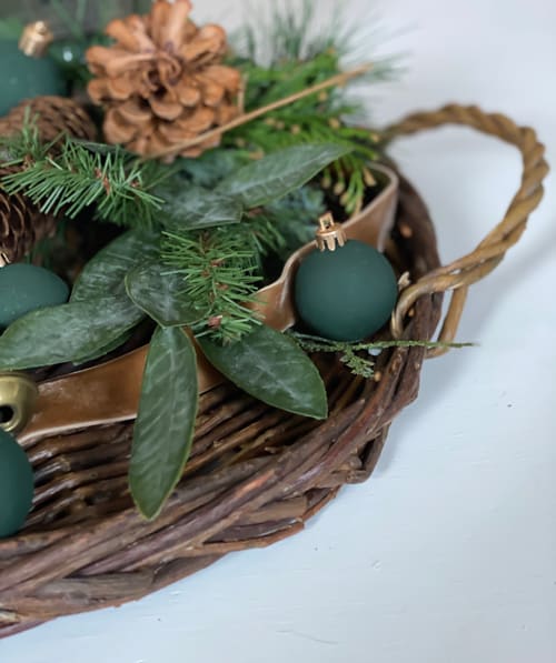 DIY Velvet Christmas Ornaments – SO EASY! - My Creative Days
