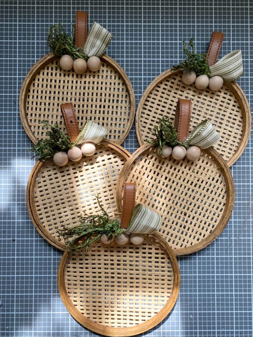 Discover creative upcycled fall projects to transform old items into stylish autumn decor. Explore eco-friendly ideas for festive, sustainable fall creating!