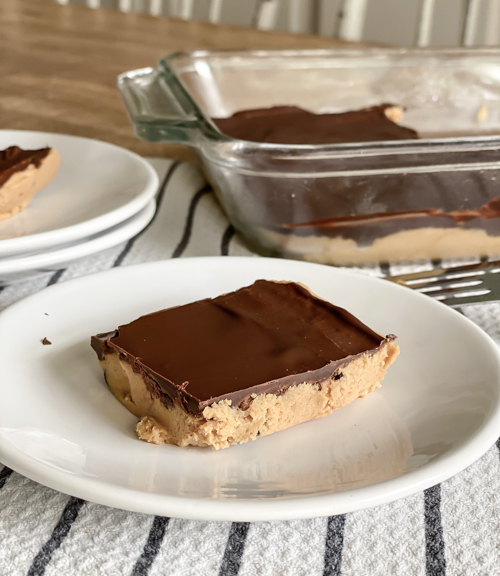 Rediscover your love for baking with these healthier cookie dough bars. Simple and made with better-for-you ingredients to satisfy sweet cravings guilt-free.