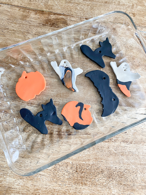 Create a spooky DIY Halloween Clay Garland with our easy step-by-step guide. Perfect for adding a handmade touch to your Halloween decorations this season!