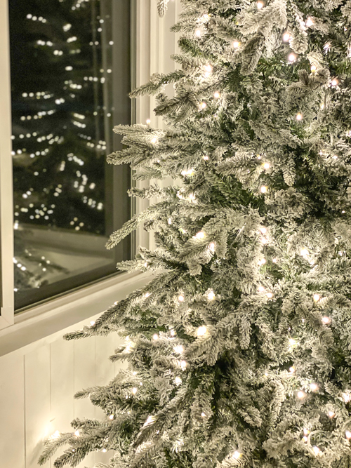 In this King of Christmas Flocked Tree Review, discover why the 7.5' Queen Flock® Slim Artificial Tree is the perfect holiday centerpiece for your home.