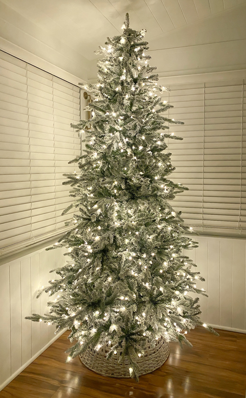 In this King of Christmas Flocked Tree Review, discover why the 7.5' Queen Flock® Slim Artificial Tree is the perfect holiday centerpiece for your home.