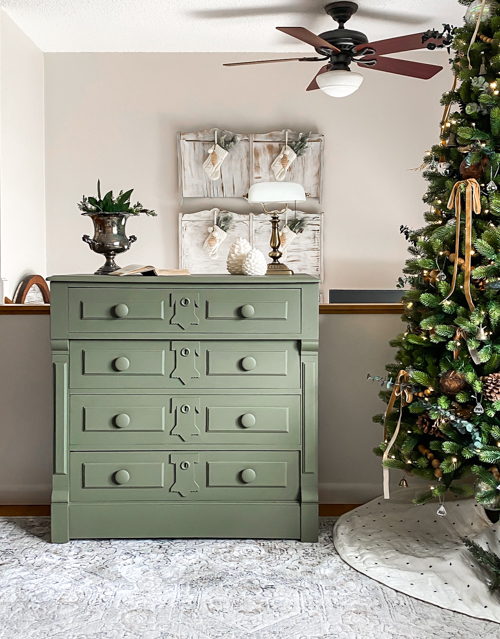 Simple Dresser Makeover with Green Paint