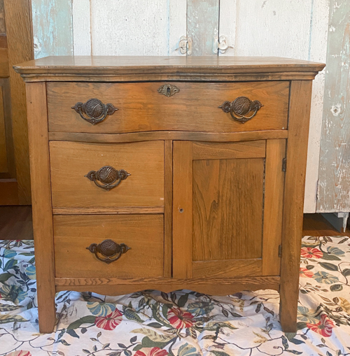 3 Drawer Chest Makeover: Follow this step-by-step guide to restore, repair, and transform a vintage 3 drawer chest into a stunning home decor piece.