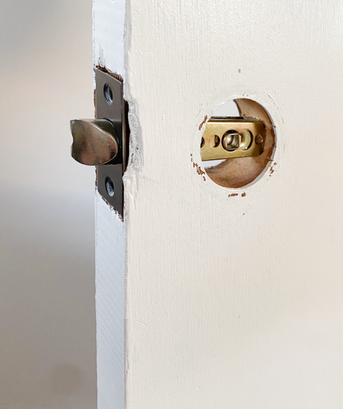 Learn how to install interior doorknobs on hollow doors with this step-by-step guide. Includes tools, tips, and a video tutorial showing the process.