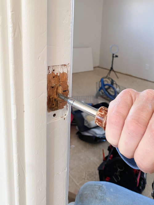 Learn how to install interior doorknobs on hollow doors with this step-by-step guide. Includes tools, tips, and a video tutorial showing the process.