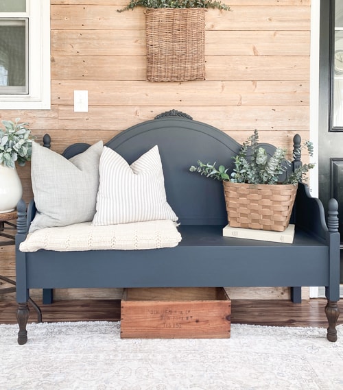 Thrift store furniture makeovers turn outdated pieces into stunning home decor. Get inspired by 25 budget-friendly transformations you can try today!